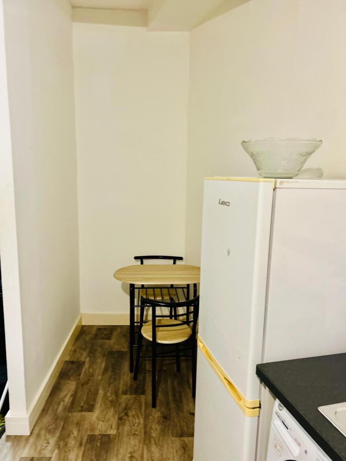 Studio Flat In Doncaster Bagian luar foto