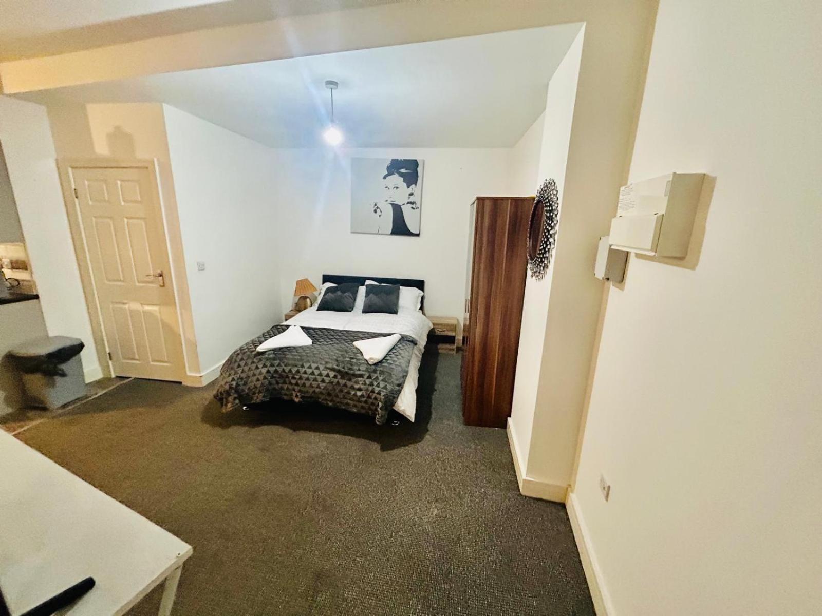 Studio Flat In Doncaster Bagian luar foto